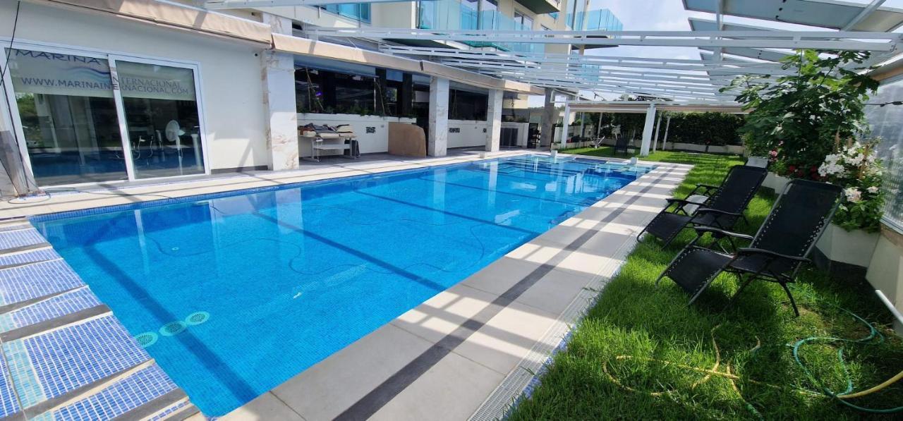 Apartamentos Oasis De La Cala Фінестрат Екстер'єр фото