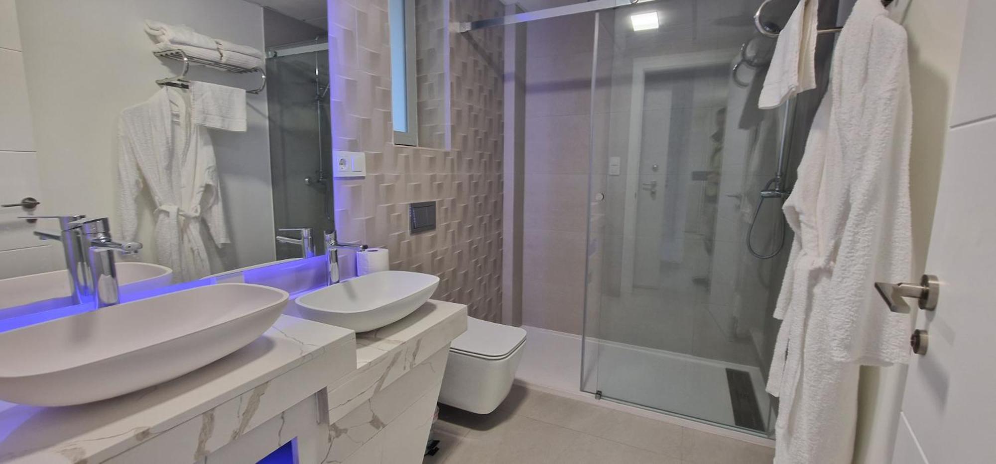 Apartamentos Oasis De La Cala Фінестрат Екстер'єр фото
