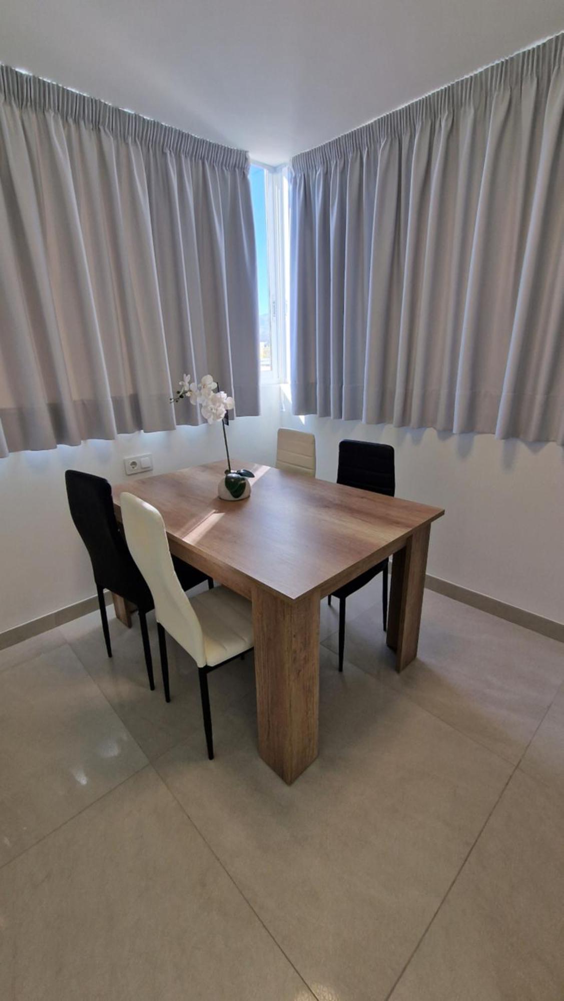 Apartamentos Oasis De La Cala Фінестрат Екстер'єр фото